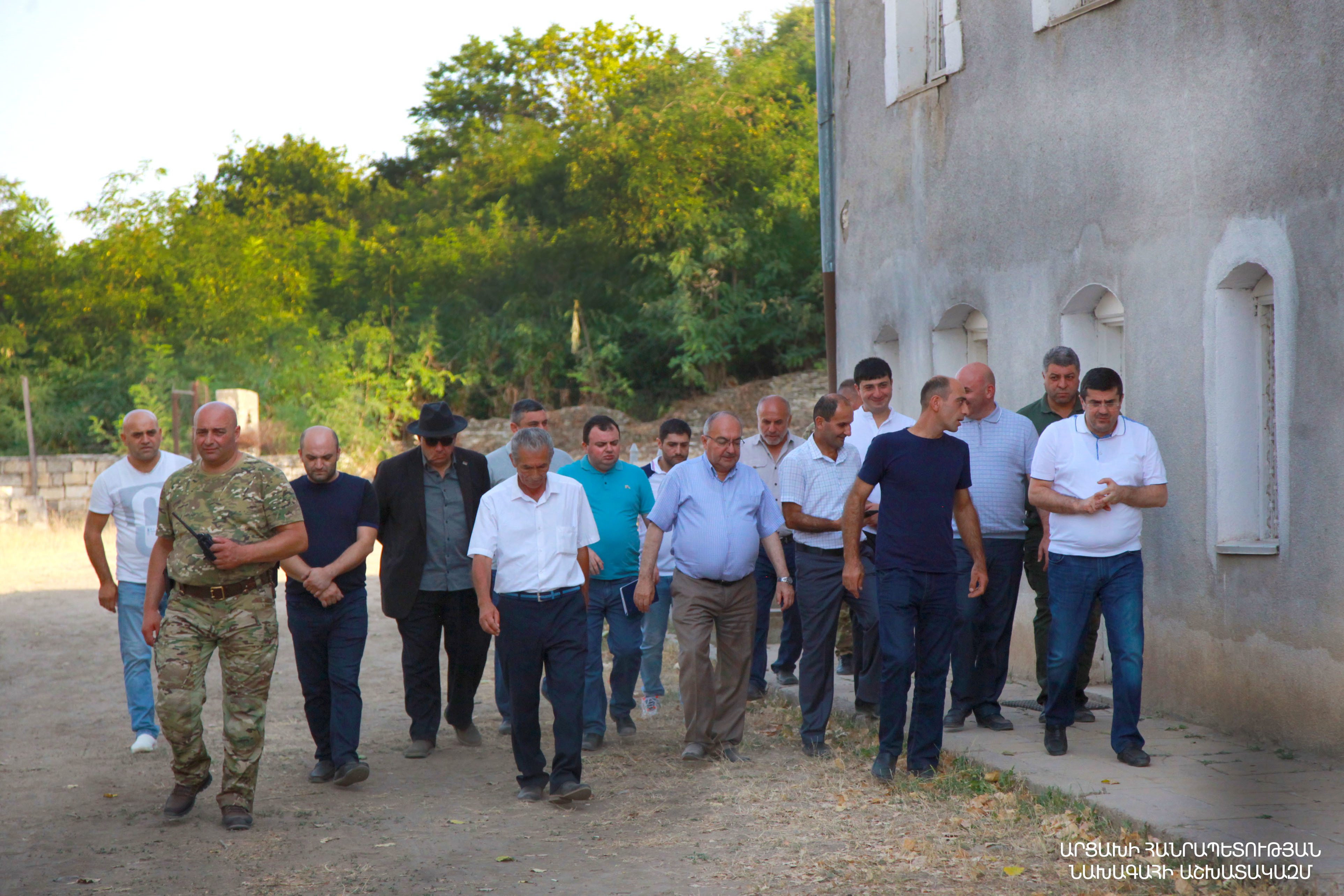 «Ի հեճուկս թշնամու հոխորտանքների՝ վերականգնում ու շենացնում ենք»․ Արցախում շինարարական եռուզեռ է