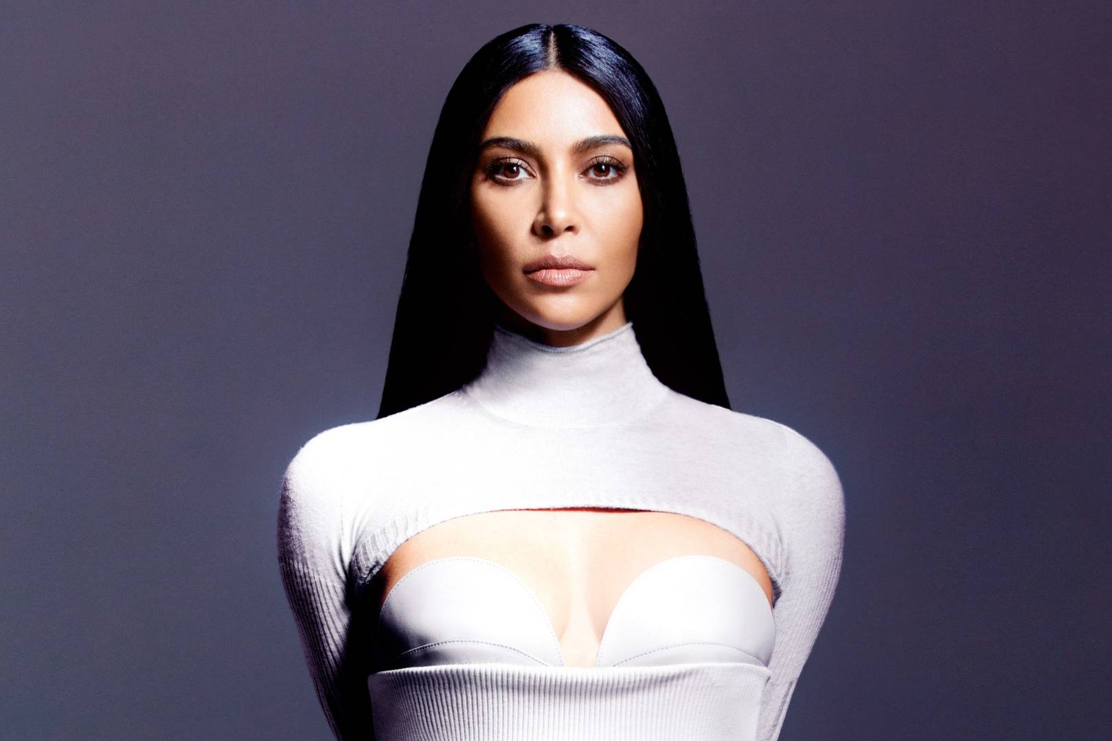Ким Кардашьян снялась для обложки американского Vogue и откровенно рассказала о своем разводе с Канье Уэстом