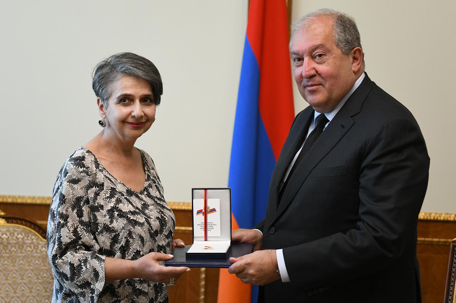 Մարինե Ալեսին ՀՀ մշակույթի վաստակավոր գործչի կոչում է շնորհվել