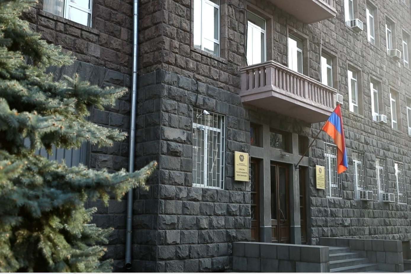 Որոտան-Դավիթ Բեկում անվտանգ տեղաշարժի կազմակերպման նկատառումներով ԱԱԾ-ն նոր հեռախոսահամար է տրամադրում