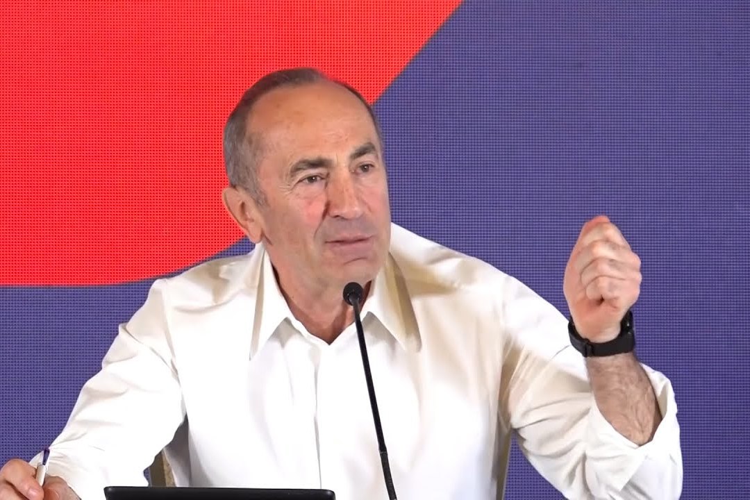 «Մոռացե´ք գործող իշխանությունը, այն չկա մեր օրակարգում, կենտրոնացեք անելիքների վրա, ապագայի վրա»․ Քոչարյանի կոչը՝ թիմակիցներին