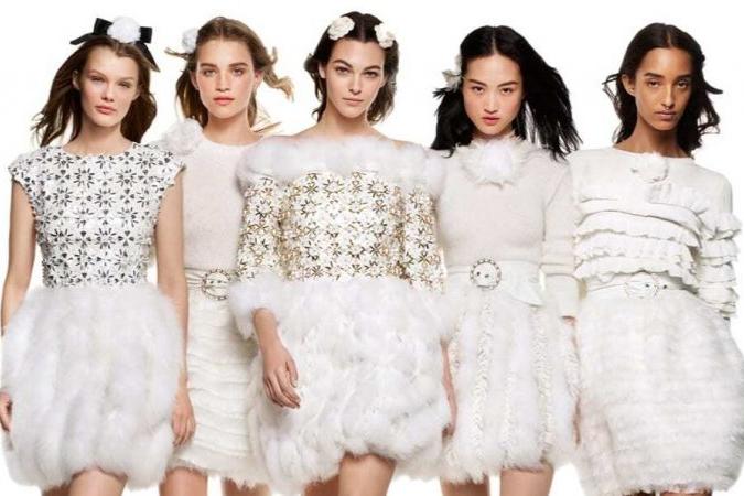 Последняя коллекция Карла Лагерфельда – в новом кампейне от Chanel: стильные образы, созданные кутюрье накануне своей смерти