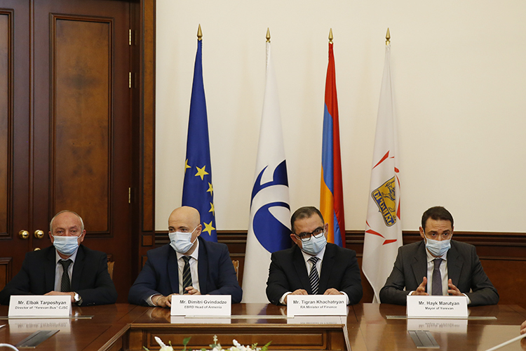 12 մետրանոց 100 ավտոբուսի գնման համաձայնագրեր են ստորագրվել․ Երևանի քաղաքապետարան