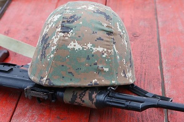 Азербайджанские военнослужащие отправили фото убитого армянского военнослужащего его жене