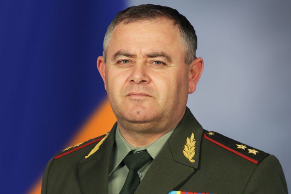 Артак Давтян освобожден от должности председателя Военно-промышленного комитета
