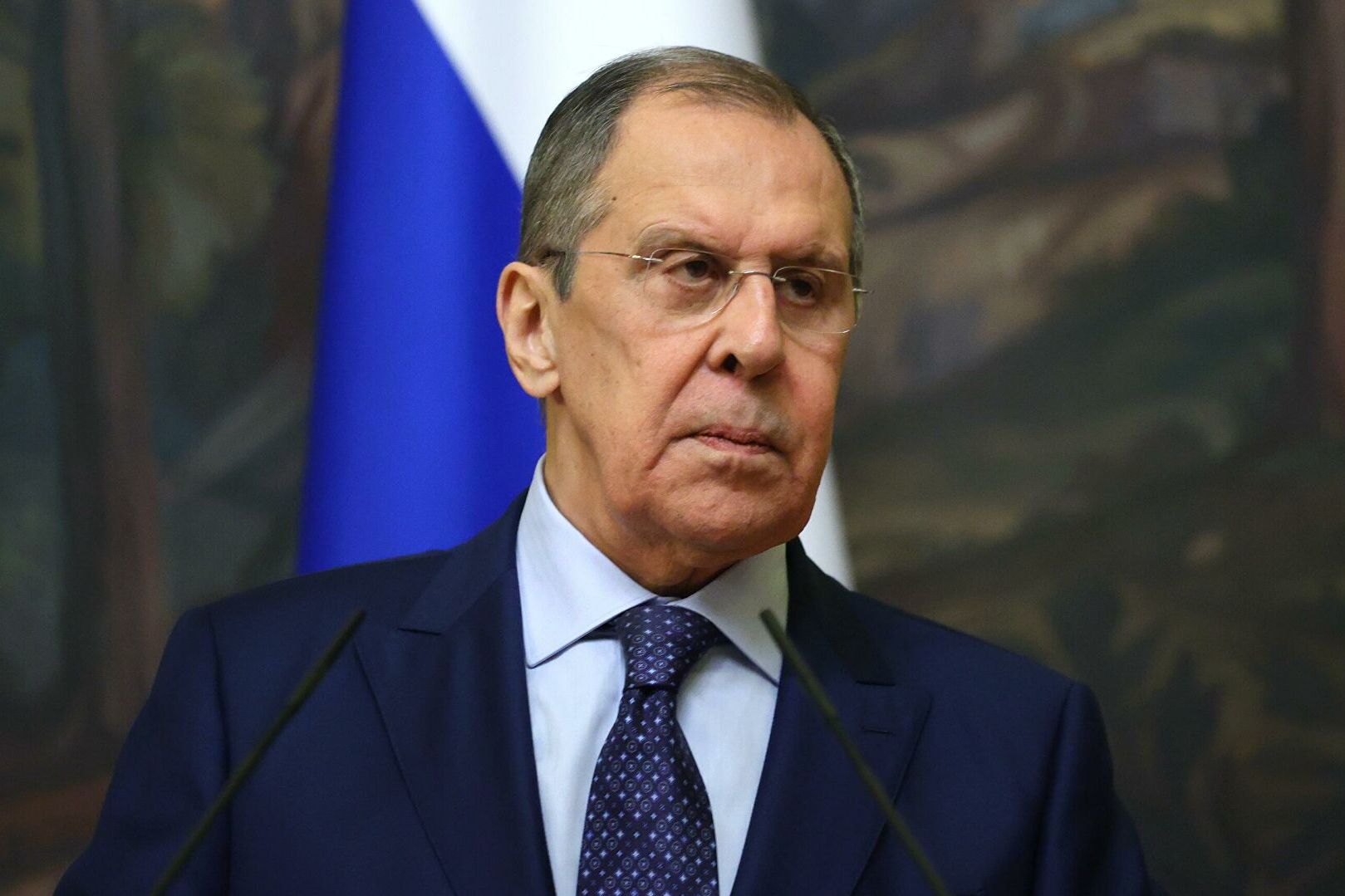 Лавров заявил об ожесточенных попытках Запада сделать Россию «послушной» страной