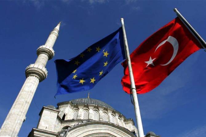 ЕС готовит очередные санкции против Турции: Yeni Şafak